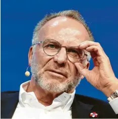  ?? Foto: Roland Weihrauch, dpa ?? Am Ende des Tages wird auch er ein Jahr älter: Karl-heinz Rummenigge feiert am Freitag seinen 65. Geburtstag.