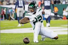  ?? FRANK FRANKLIN II/AP PHOTO ?? Trumaine Johnson reacts after the Dallas Cowboys failed to make a two-point conversion late in the game, allowing the Jets to hand on for a 24-22 victory over Sunday in East Rutherford, N.J.