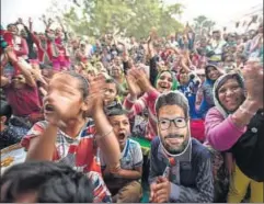  ?? KUNAL PATIL/HT ?? Supporters at a public meeting during Jignesh Mevani’s election campaign in Vadgam, Gujarat, on December 10, 2017. This was Mevani’s first election.