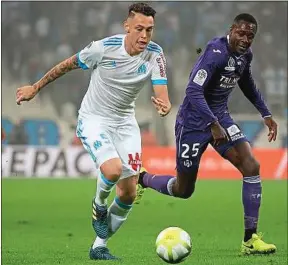  ??  ?? L’Argentin Lucas Ocampos a inscrit le second but de l’OM, dimanche.