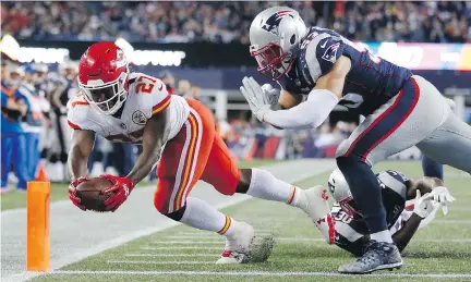  ?? MICHAEL DWYER / THE ASSOCIATED PRESS ?? Fans who used the U.K.-owned streaming service DAZN to watch Thursday’s NFL opener between the Kansas City Chiefs and the New England Patriots had to contend with a number of technical glitches that spoiled the production for many of them.