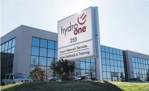  ?? DARREN CALABRESE / THE CANADIAN PRESS FILES ?? New legislatio­n will require the Hydro One board to forge a new compensati­on framework for the CEO and board.