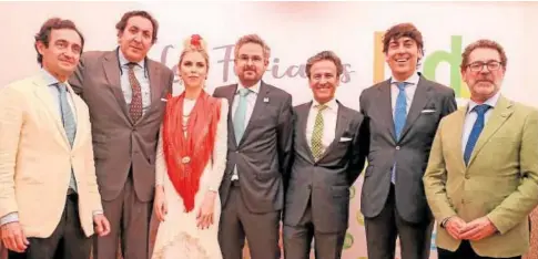  ?? ?? Carlos Jurado, Juan Fernández Melo, Manuela Villena, Joaquín Argudo, Pedro Guanche, Jesús Fernández y Enrique Ojeda