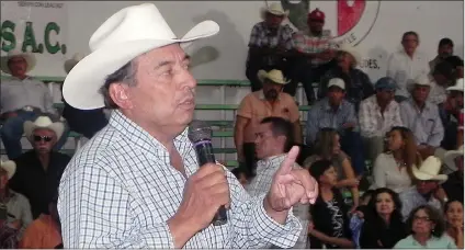  ??  ?? eL LÍDer campesino y presidente del Ejido Casas Grandes