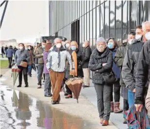  ?? ICAL ?? El mal tiempo no redujo ayer la asistencia al cribado masivo en León