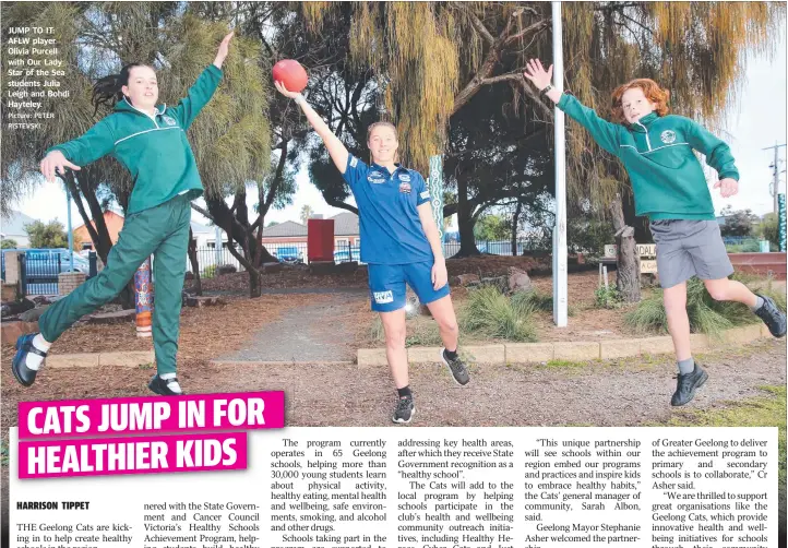  ?? Picture: PETER RISTEVSKI ?? JUMP TO IT: AFLW player Olivia Purcell with Our Lady Star of the Sea students Julia Leigh and Bohdi Hayteley.