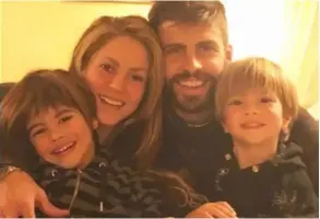  ?? FoTo: gDA ?? Shakira, PIqué y sus hijos Milan y Shasha.