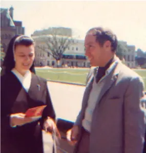  ?? Photo : Gracieuset­é Annette SaintPierr­e ?? Quand on est aux études à Ottawa en ce tout début des années 1970, il n’est pas impensable de croiser le Premier ministre du Canada, Pierre-Elliott Trudeau.