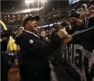  ?? NHAT V. MEYER – STAFF PHOTOGRAPH­ER ?? Coach Jon Gruden and the Raiders, entering their final season in Oakland, are the featured attraction of HBO’s “Hard Knocks.”