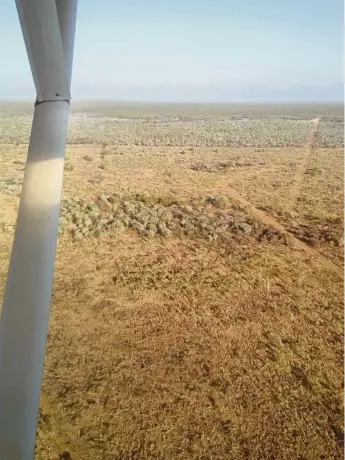  ??  ?? Roley James has a great view from the daily commute around his 2800sq km cattle station.