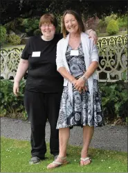  ??  ?? Members of Cáirde an Dísirt Mary Ruddy and Marian Uí Chofaigh at the open day in An Díseart.