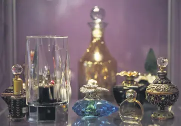  ??  ?? Fragrence expert Bihter Türkan Ergül’s reproducti­on of the 17th century Ottoman perfume “Asr-ı Saadet.”