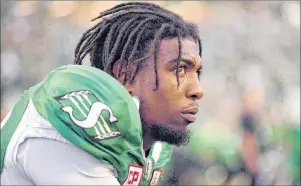  ?? CP PHOTO ?? Wide receiver Duron Carter takes a breather during a Saskatchew­an Roughrider­s game last season in Regina.