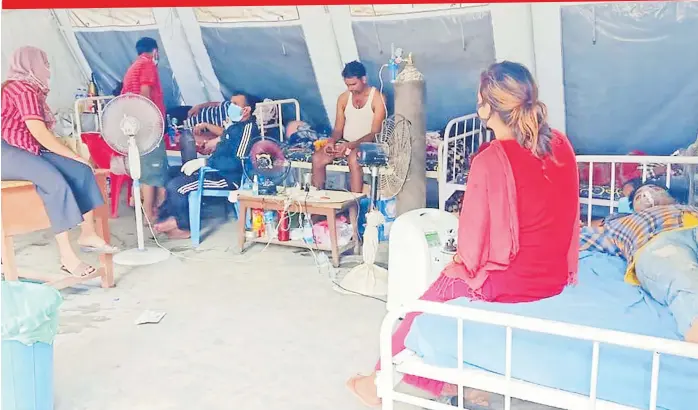  ?? Picture: www.news.un.org ?? UNICEF staff and the Nepal Army install a medical tent on the premises of the overcrowde­d Bheri Hospital in Nepalgunj Sub-Metropolit­an City, mid-western Nepal.