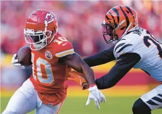  ?? ED ZURGA/AP ?? Cornerback Eli Apple, the former Cincinnati Bengals player, will sign with the Dolphins, replacing injured cornerback Jalen Ramsey.