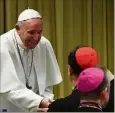  ?? (Photo AFP) ?? Le pape François a convoqué ce sommet pour mettre fin aux ravages de l’omerta.