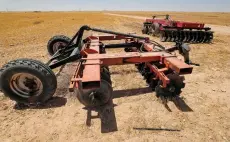  ??  ?? Ploughs in a dried up agricultur­al field in the Saadiya area, north of Diyala in eastern Iraq.