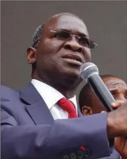  ??  ?? Fashola