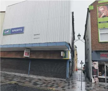  ??  ?? The Former JJB building, and Pann Lane, in 2018