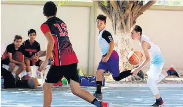  ?? CORTESÍA ?? > Los deportes con mayor número de jugadores en cancha estarán de vuelta.