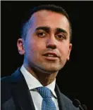  ??  ?? Luigi Di Maio, Mouvement 5 étoiles: «Nous présentons une propositio­n inédite d’équipe gouverneme­ntale avant les élections.»