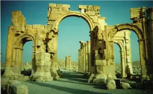  ??  ?? ABOVE AND BOTTOM RIGHT:
Palmyra’s monumental arch and Temple of Bel, destroyed by IS or Daesh.