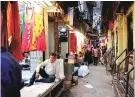  ?? PHOTO: DALIP KUMAR ?? Chandni Chowk traders in Delhi wait for sales to skyrocket ahead of Diwali