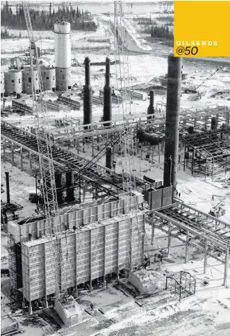 ??  ?? Constructi­on underway in November 1965 at the Great Canadian Oil Sands site near Fort McMurray.