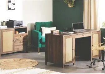  ?? SOUTH SHORE ?? Quebec-based South Shore Furniture has done research on outfitting home offices.