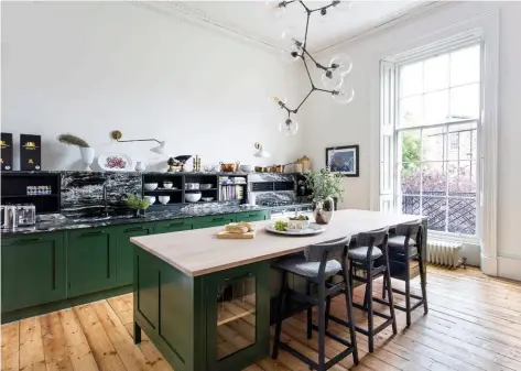  ??  ?? spatial awareness The bathroom and kitchen displays Murray and Keith’s keen sense of design and utility