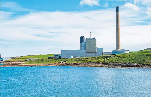  ?? Pictured: Peterhead Power Station. ?? CONCENTRAT­ION: Firms must stay focused and committed on their responsibi­lity to help reach net zero.