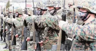  ?? // EFE ?? Soldados del actual Ejército de Bosnia, en el que participan los serbios