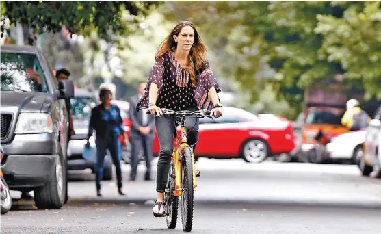  ?? HÉCTOR TÉLLEZ ?? “Soy ciclista de ruta y de montaña, pero solo los fines de semana”.