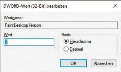  ??  ?? Um die Build-nummer dauerhaft auf der Desktop-oberfläche anzuzeigen, ändern Sie einen Eintrag in der Registry.