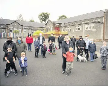  ??  ?? Flashback
Campaigner­s pictured last year in their bid to save the CEVIC centre in Catrine