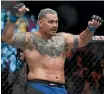  ??  ?? Veteran Kiwi heavyweigh­t Mark Hunt.