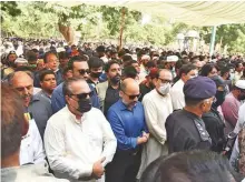  ?? Supplied ?? Sindh Governor Imran Ismail among others attend funeral prayers of late Umer Sharif in Karachi.