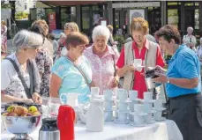  ?? SZ-FOTO: BURGHART ?? Rund 500 Frauen haben in Untermarch­tal gemeinsam gefeiert.