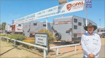  ?? PHOTO: DUBBO PHOTO NEWS ?? Caravannin­g families are moving into grey nomad territory, says Kookaburra Caravans owner Mathew Taylor.