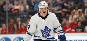  ?? Associated Press ?? Kasperi Kapanen may have to wait a little while longer to join the Penguins, as he deals with issues getting into the country.