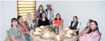  ?? ?? ▮ La presidenta del DIF, Mtra. Ana Lilia Jiménez Zamora, y el alcalde Mario Cedillo Infante en el festejo de ayer por el Día Internacio­nal de la Mujer en el DIF municipal.