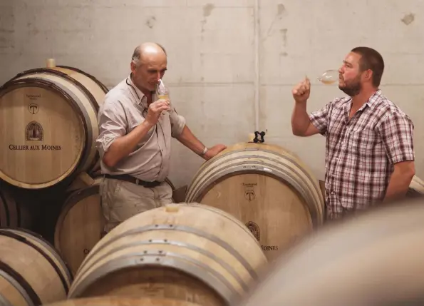  ??  ?? Above: Philippe Pascal (left) with winemaker Guillaume Marko