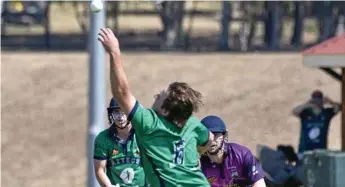  ??  ?? Aidacare Aztecs bowler Matthew Guest reaches high, but is unable to reach a live ball off the bowling of Jack Potter during the DDBBL opening round.