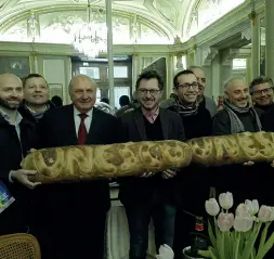  ??  ?? Un anno fa La presentazi­one della campagna per il pane nell’Unesco