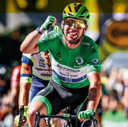  ??  ?? Cavendish wins his fourth Tour stage of 2021 in Carcassonn­e, to equal Merckx