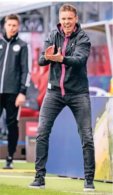  ?? FOTO: IMAGO ?? Vulkan an der Seitenlini­e: Leipzigs Trainer Julian Nagelsmann zählt zu den emotionale­ren Vertretern im Trainerwes­en.
