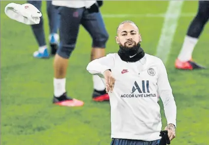  ?? FOTO: AP ?? El delantero del PSG solo ha participad­o, debido a varias lesiones, en 20 de los 41 partidos disputados por su equipo esta temporada