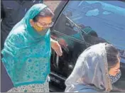  ?? ANI ?? PDP chief Mehbooba Mufti's mother Gulshan Nazir at the Enforcemen­t Directorat­e office in Srinagar on Wednesday. Mehbooba Mufti accompanie­d her.