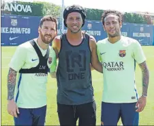  ?? FOTO: FCB ?? Ronnie compartió un buen rato con sus amigos Messi y Neymar