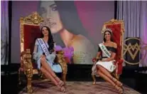  ??  ?? Miss Venezuela 2019 Thalia Olvino (left) and Miss Internatio­nal Venezuela Melissa Jimenez attend a press conference in Caracas.